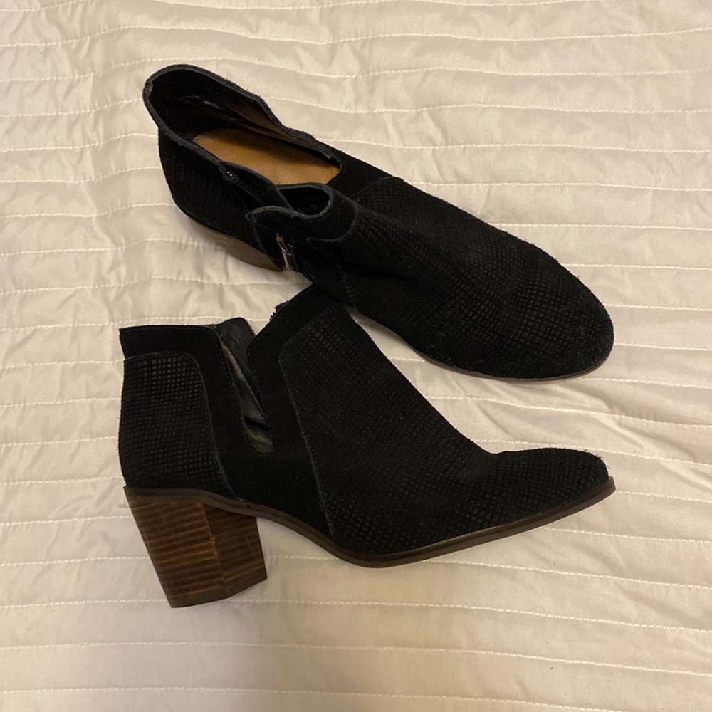 Black Lucky Brand Booties